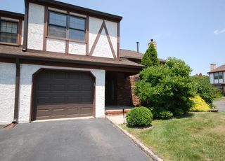 1 Wellington Court, Sayreville, NJ 08872