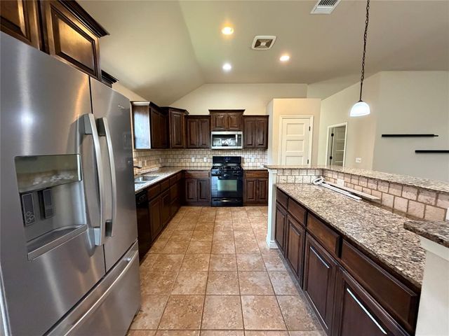 3420 Bear Mountain Drive, Norman, OK 73069