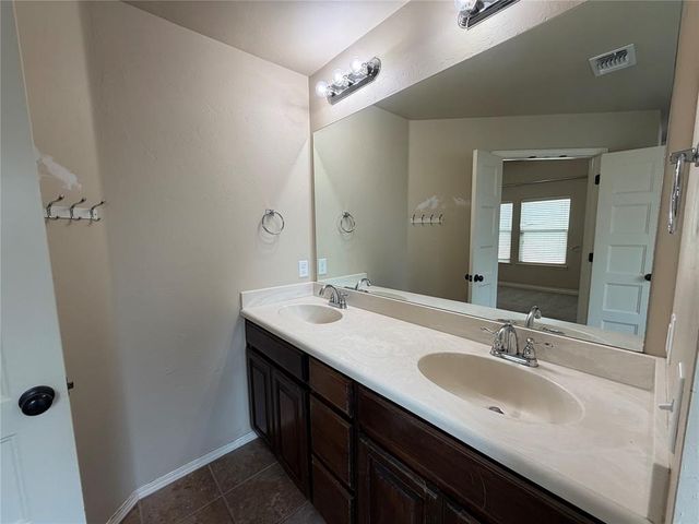 3420 Bear Mountain Drive, Norman, OK 73069