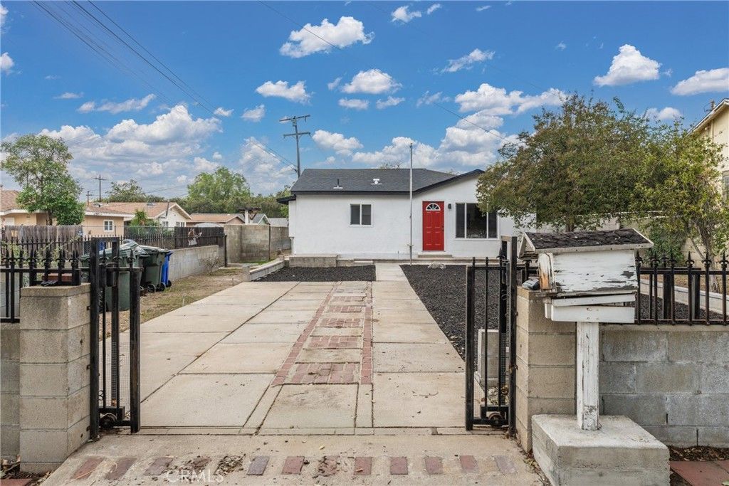249 N 10th Avenue, Upland, CA 91786 — photo 2
