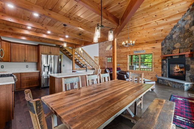1881 Brownfield Road, Conway, NH 03813