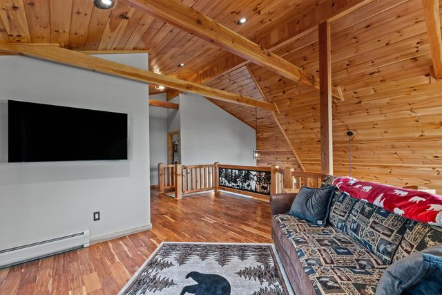 1881 Brownfield Road, Conway, NH 03813