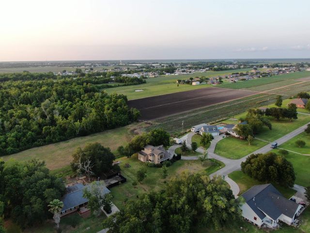 400 Fantastic Boulevard, Raceland, LA 70394