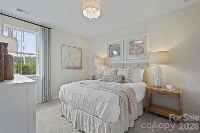 987 Exeter Drive, Sherrills Ford, NC 28673