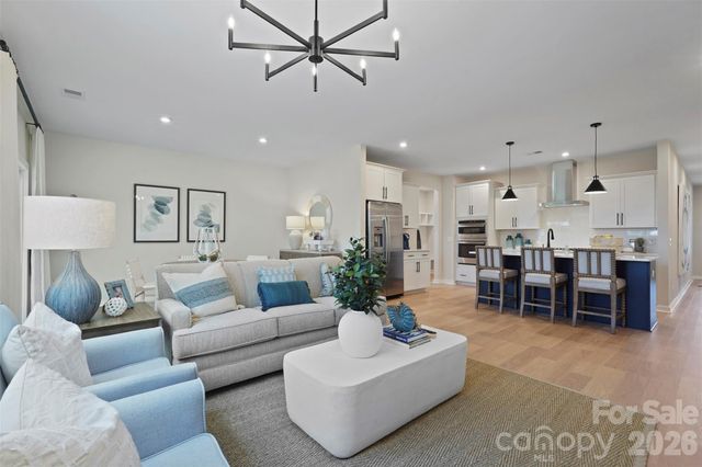 987 Exeter Drive, Sherrills Ford, NC 28673