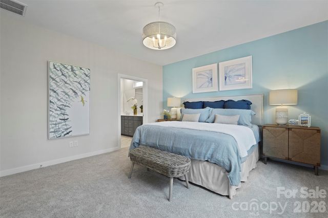 987 Exeter Drive, Sherrills Ford, NC 28673