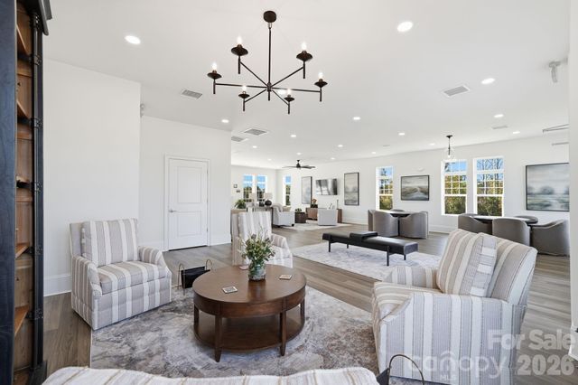 987 Exeter Drive, Sherrills Ford, NC 28673