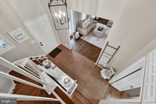 6305 WINDWARD DR, Burke, VA 22015