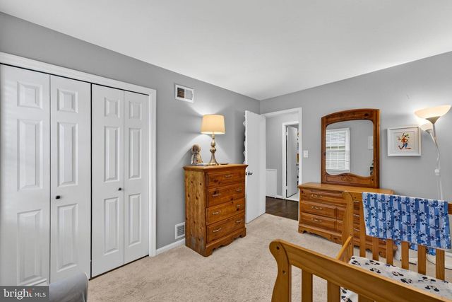 6305 WINDWARD DR, Burke, VA 22015