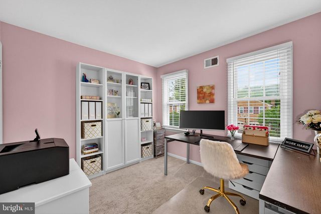 6305 WINDWARD DR, Burke, VA 22015