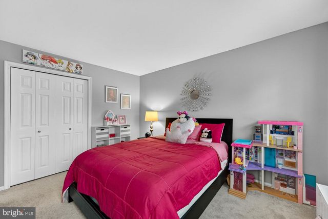 6305 WINDWARD DR, Burke, VA 22015
