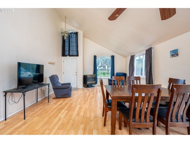 8448 Se 89TH Ave, Portland, OR 97266