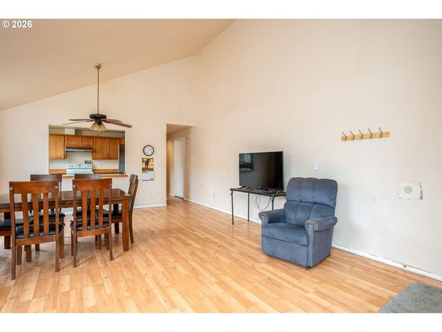 8448 Se 89TH Ave, Portland, OR 97266