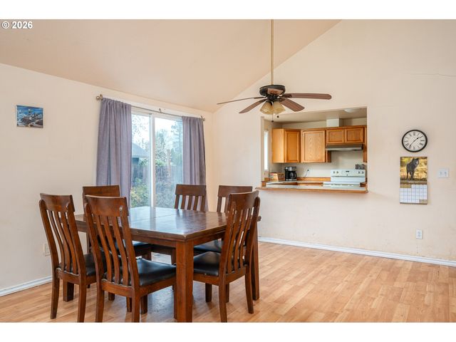 8448 Se 89TH Ave, Portland, OR 97266