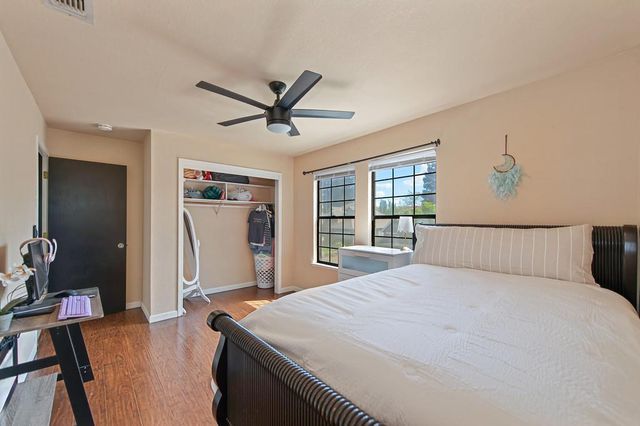 8831 Minnie Cir, Elk Grove, CA 95624