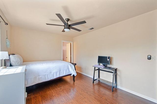 8831 Minnie Cir, Elk Grove, CA 95624