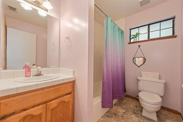 8831 Minnie Cir, Elk Grove, CA 95624