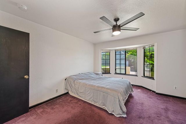 8831 Minnie Cir, Elk Grove, CA 95624