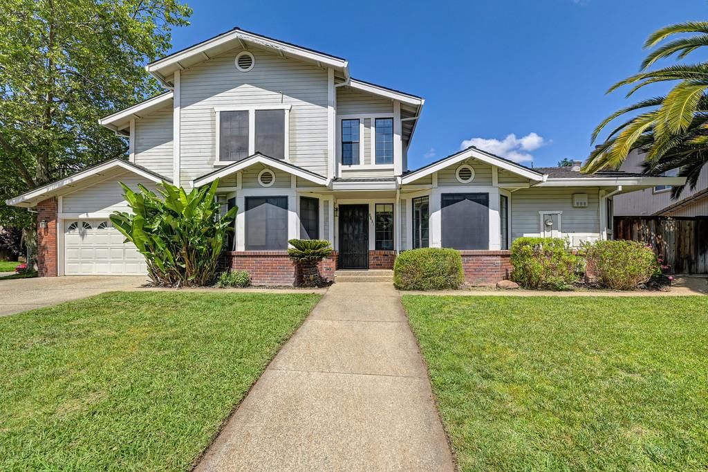 8831 Minnie Cir, Elk Grove, CA 95624
