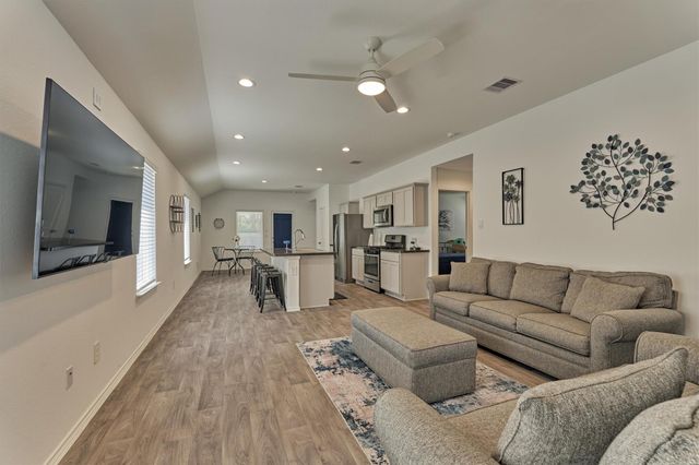 24039 Kentwood Springs Drive, Spring, TX 77373