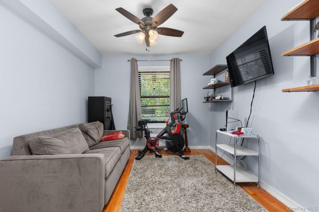 325 Main Street 4C, White Plains, NY 10601