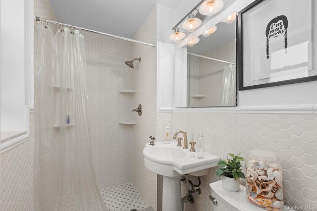 325 Main Street 4C, White Plains, NY 10601