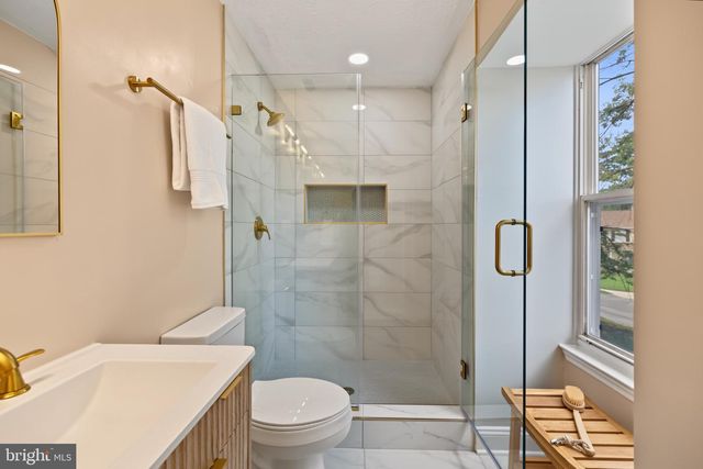 11624 PARAMUS DR, North Potomac, MD 20878