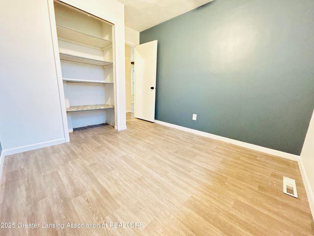 1207 Flanders Road, Charlotte, MI 48813