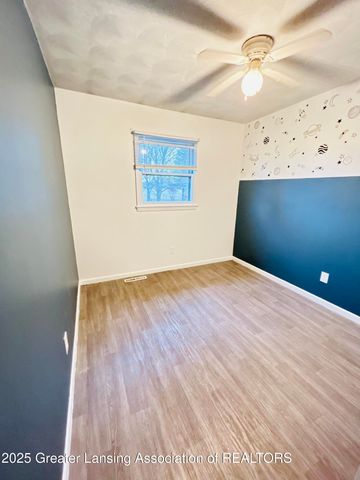 1207 Flanders Road, Charlotte, MI 48813