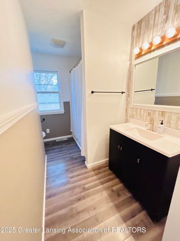 1207 Flanders Road, Charlotte, MI 48813