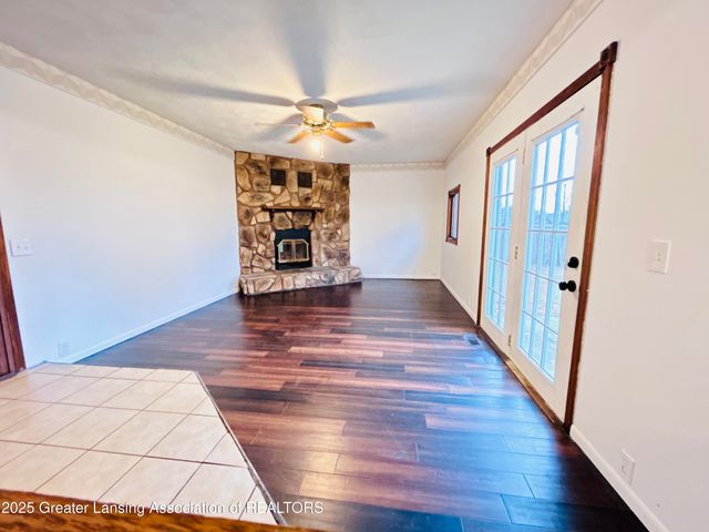 1207 Flanders Road, Charlotte, MI 48813