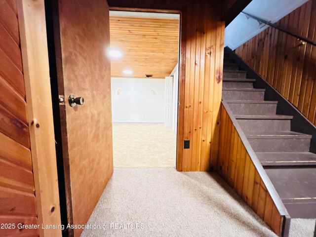 1207 Flanders Road, Charlotte, MI 48813