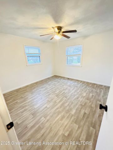 1207 Flanders Road, Charlotte, MI 48813