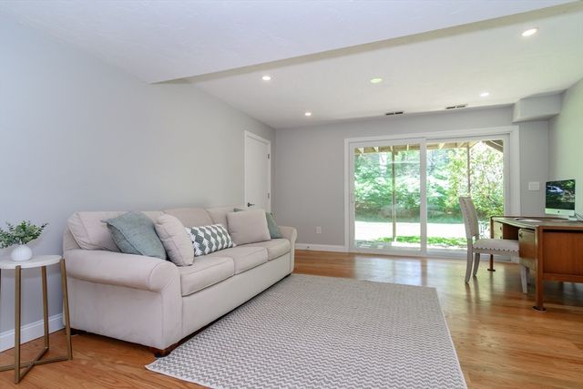 9 Merifield Lane, Natick, MA 01760