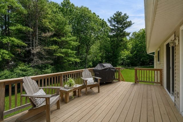 9 Merifield Lane, Natick, MA 01760
