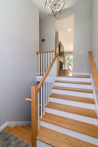 9 Merifield Lane, Natick, MA 01760