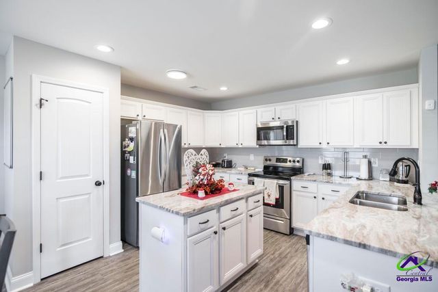 132 Sadie Heights Boulevard, Perry, GA 31069