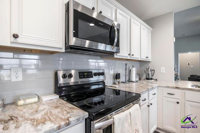 132 Sadie Heights Boulevard, Perry, GA 31069