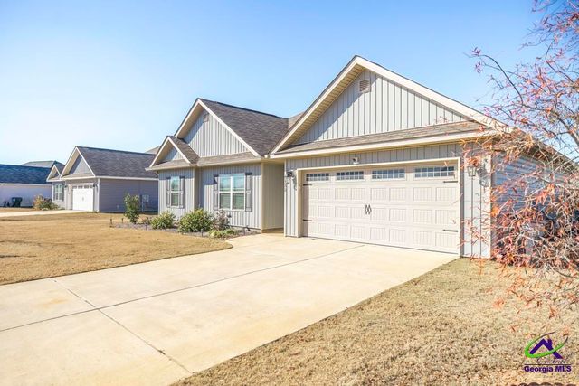 132 Sadie Heights Boulevard, Perry, GA 31069