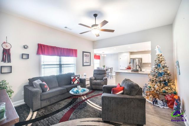 132 Sadie Heights Boulevard, Perry, GA 31069