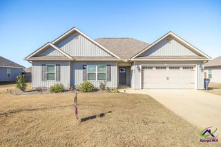 132 Sadie Heights Boulevard, Perry, GA 31069