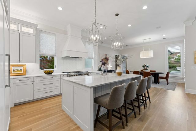 7110 Robin Road, Dallas, TX 75209