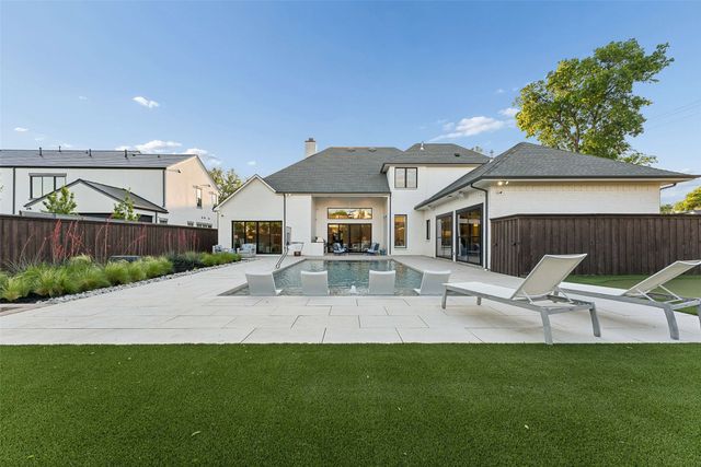 7110 Robin Road, Dallas, TX 75209