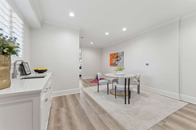 7110 Robin Road, Dallas, TX 75209