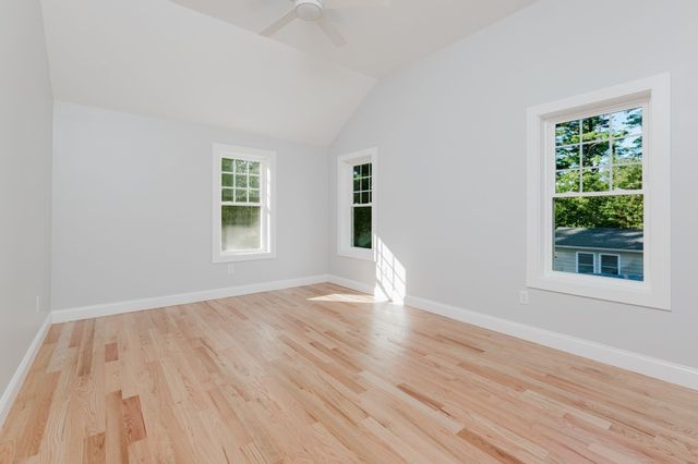 22 Morrison St, Wareham, MA 02538