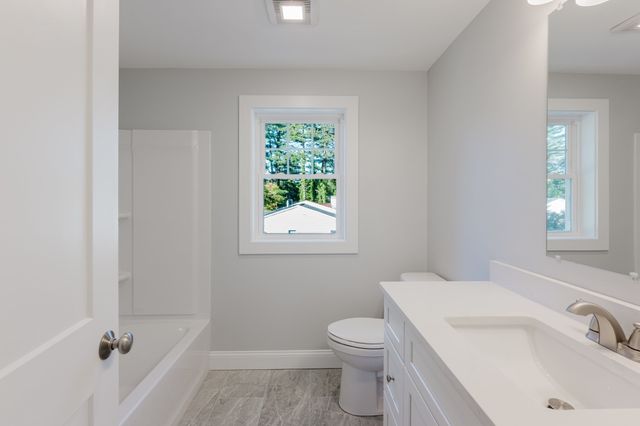 22 Morrison St, Wareham, MA 02538