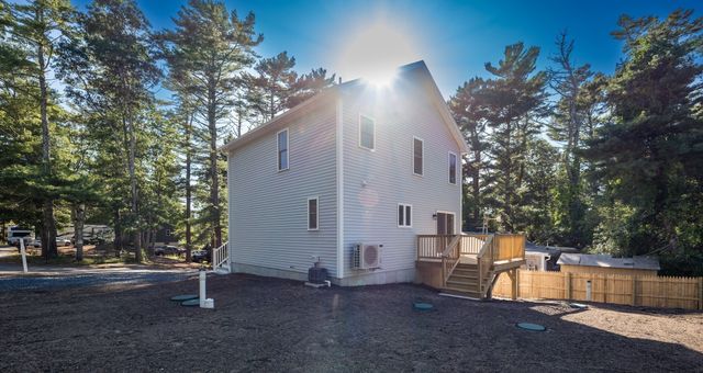 22 Morrison St, Wareham, MA 02538