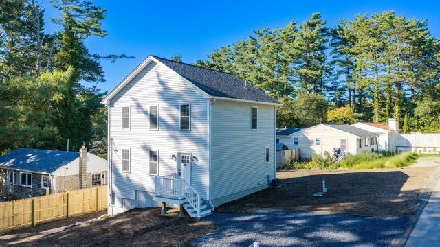 22 Morrison St, Wareham, MA 02538