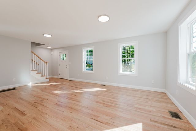 22 Morrison St, Wareham, MA 02538