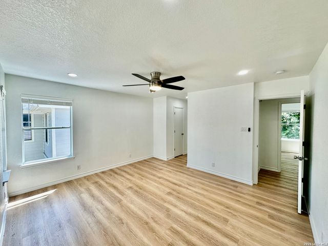 414 Hampton, Boerne, TX 78006